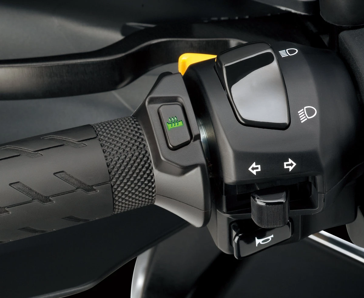 Suzuki AN 400 Burgman 2026 - 15