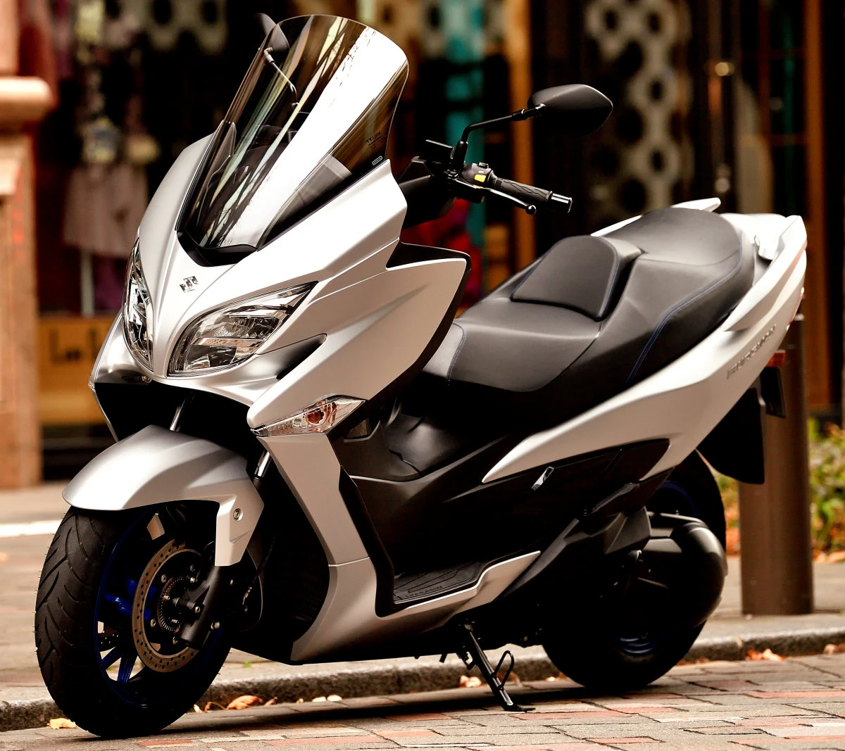 Suzuki AN 400 Burgman 2026 - 8