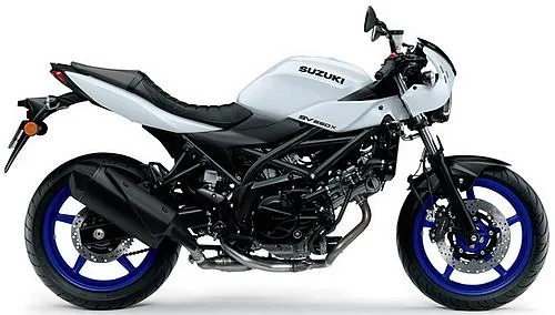 Foto de perfil del SV 650 X 2025 en color blanco.