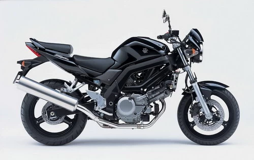 Photo de profil de la SV 650 N 2005 en couleur non défini