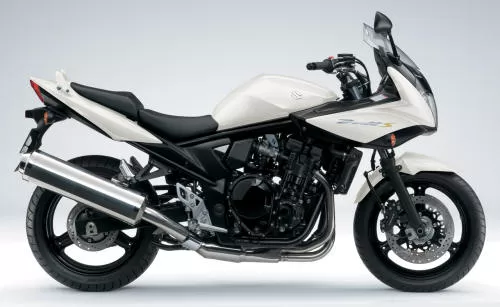 Foto de perfil del GSF 650 Bandit S 2013 en color indefinido.
