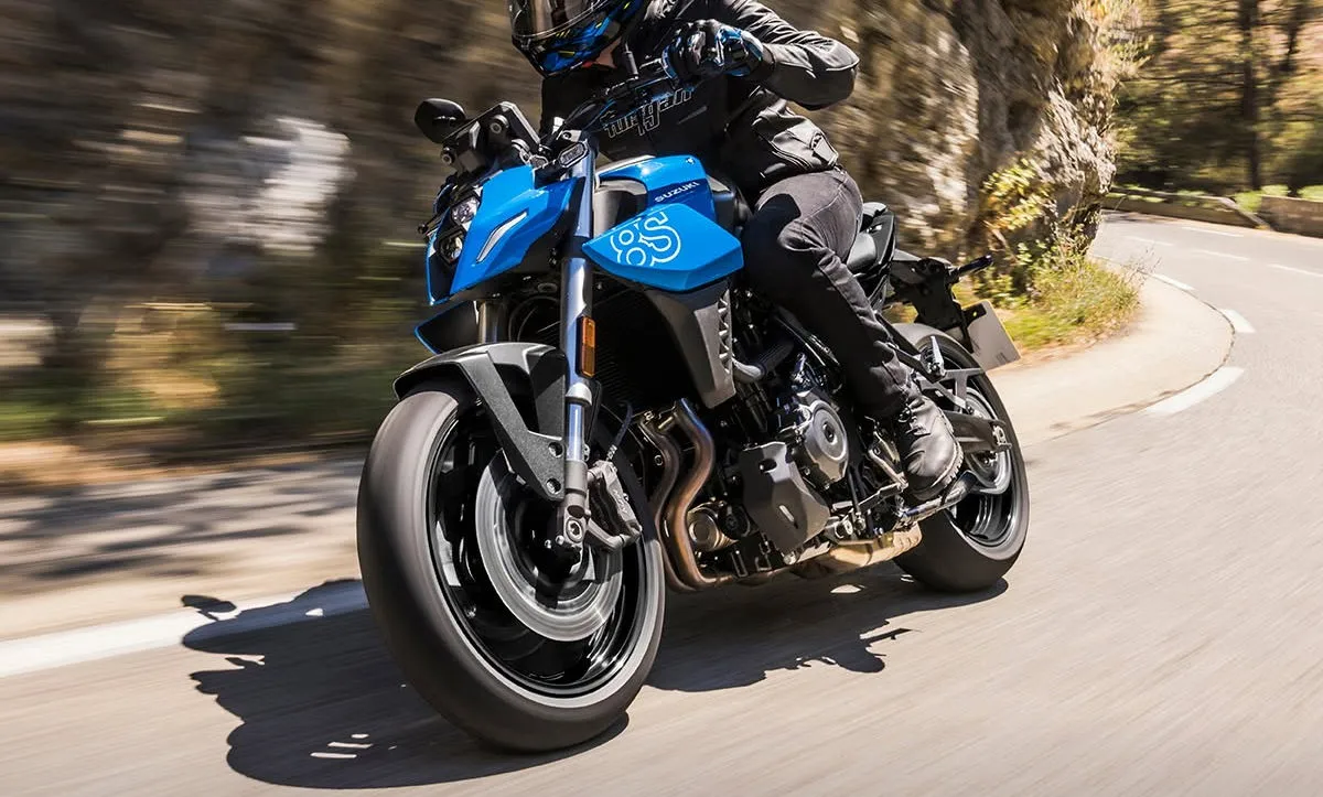 Suzuki GSX-8S 800 2027 - 1