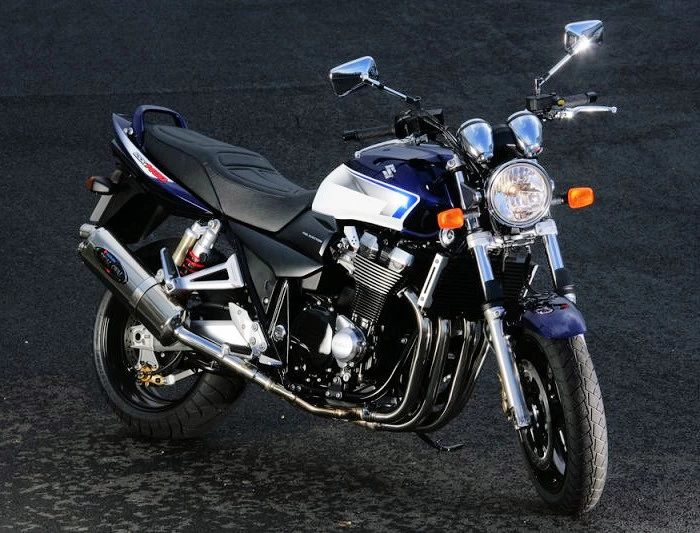 Suzuki GSX 1400 YOSHIMURA 2006 - Motorcycle specifications, reviews