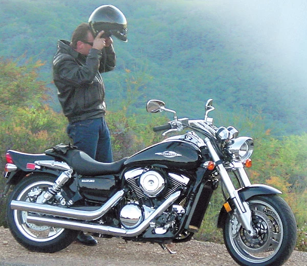 Suzuki VZ 1600 MARAUDER 2005 - Motorcycle specifications, reviews