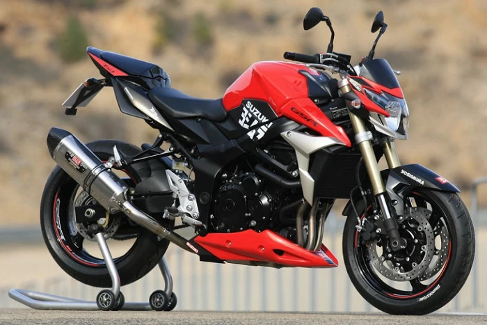 Suzuki GSR 750 YOSHIMURA édition 2012 - Motorcycle specifications