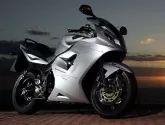 Moto Triumph 1050 SPRINT ST 2005