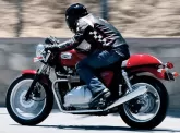 Moto Triumph 900 THRUXTON 2008