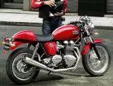Moto Triumph 900 THRUXTON 2010