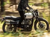 Motorcycle Triumph 900 Street Scrambler 2020