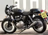 Motorcycle Triumph 900 THRUXTON 2015