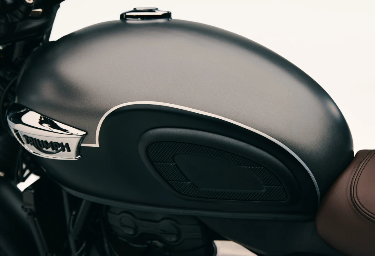 Triumph Bonneville 400 T40 Black 2027 - 6