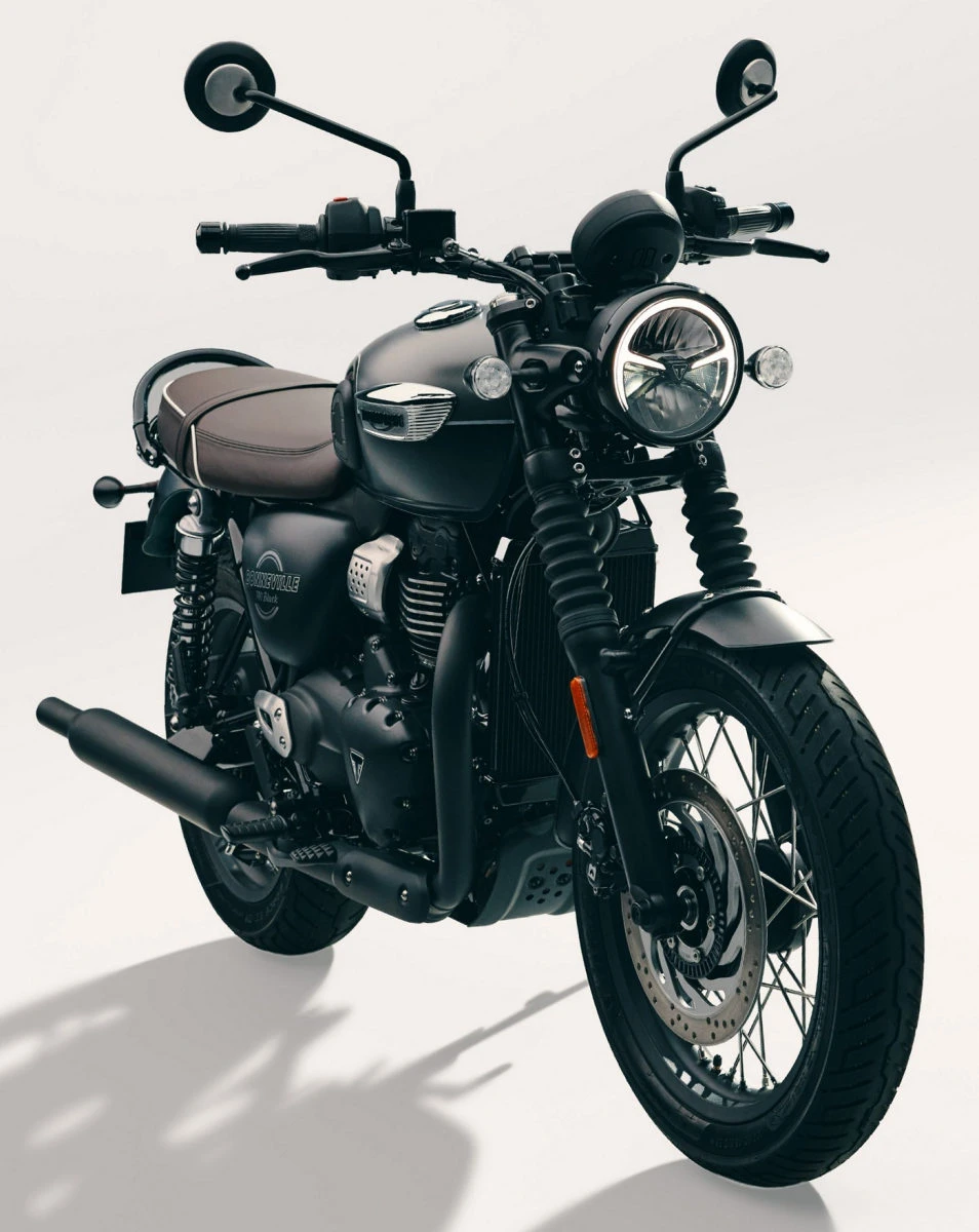 Triumph Bonneville 400 T40 Black 2027 - 16