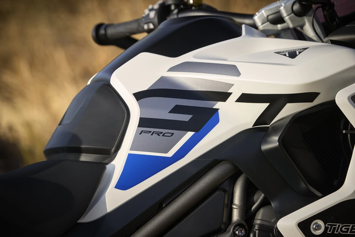 Triumph Tiger 1200 Alpine Edition 2026 - 12