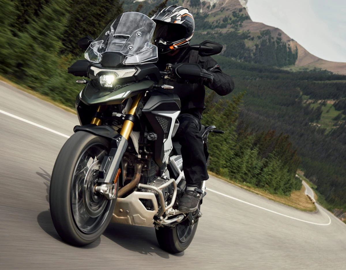 Triumph Tiger 1200 Rally Pro 2027 - 18