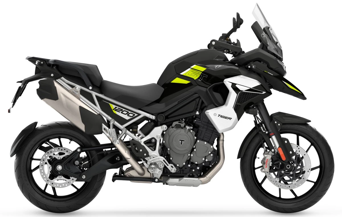 Une moto Triumph Tiger 1200 GT de 2027 noire avec des inserts jaunes