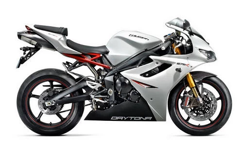 Profile photo of 675 Daytona R 2011 in color not defined.