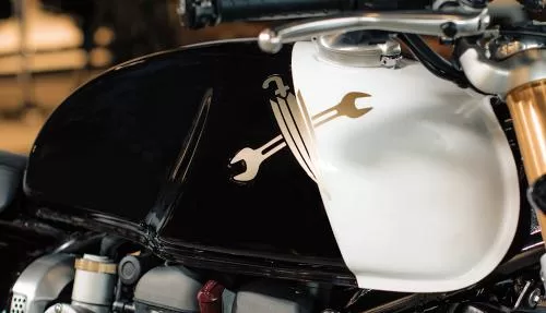 Profile photo of 1200 Thruxton RS édition DGR 2021 in color not defined.