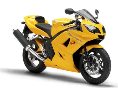Foto de perfil del Daytona 600 2004 en color indefinido.
