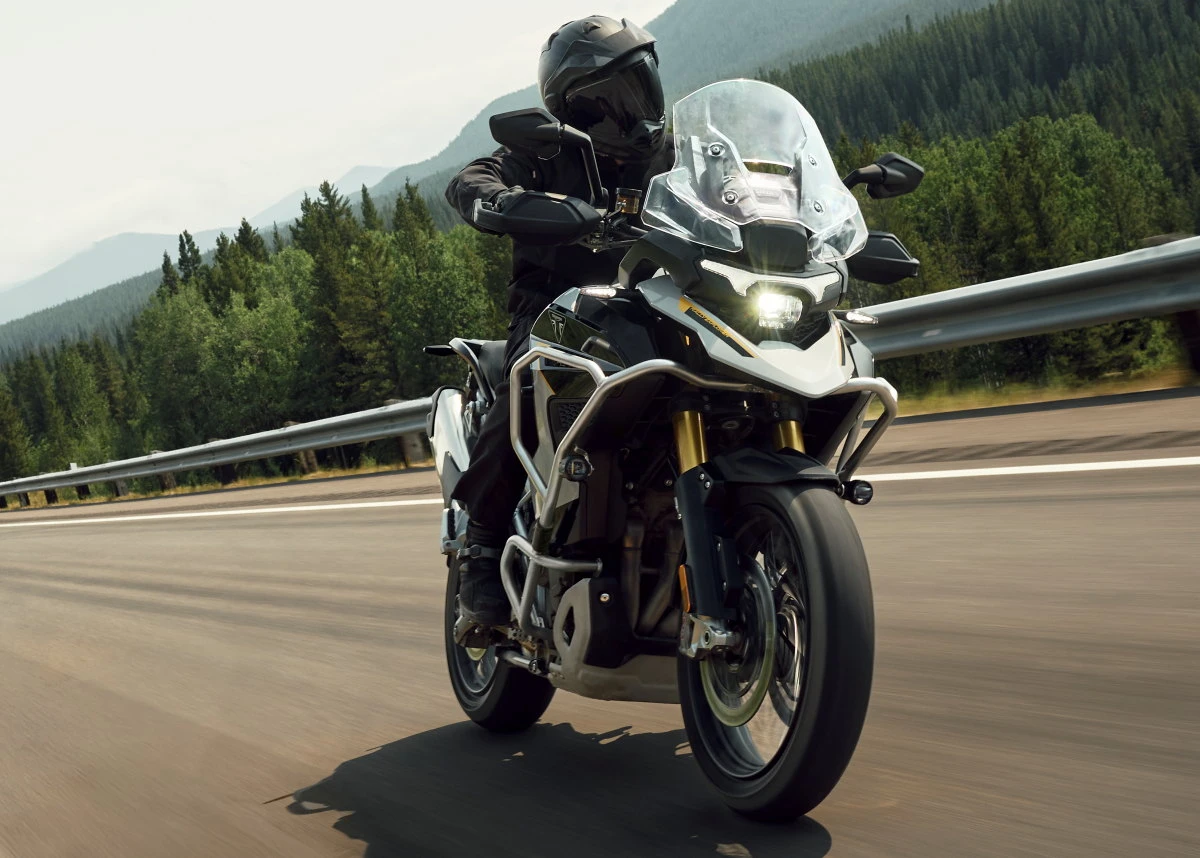 Triumph Tiger 1200 Rally Explorer 2027 - 1