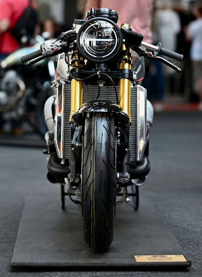 Veloce Motorcycle Aperion 2027 - 7