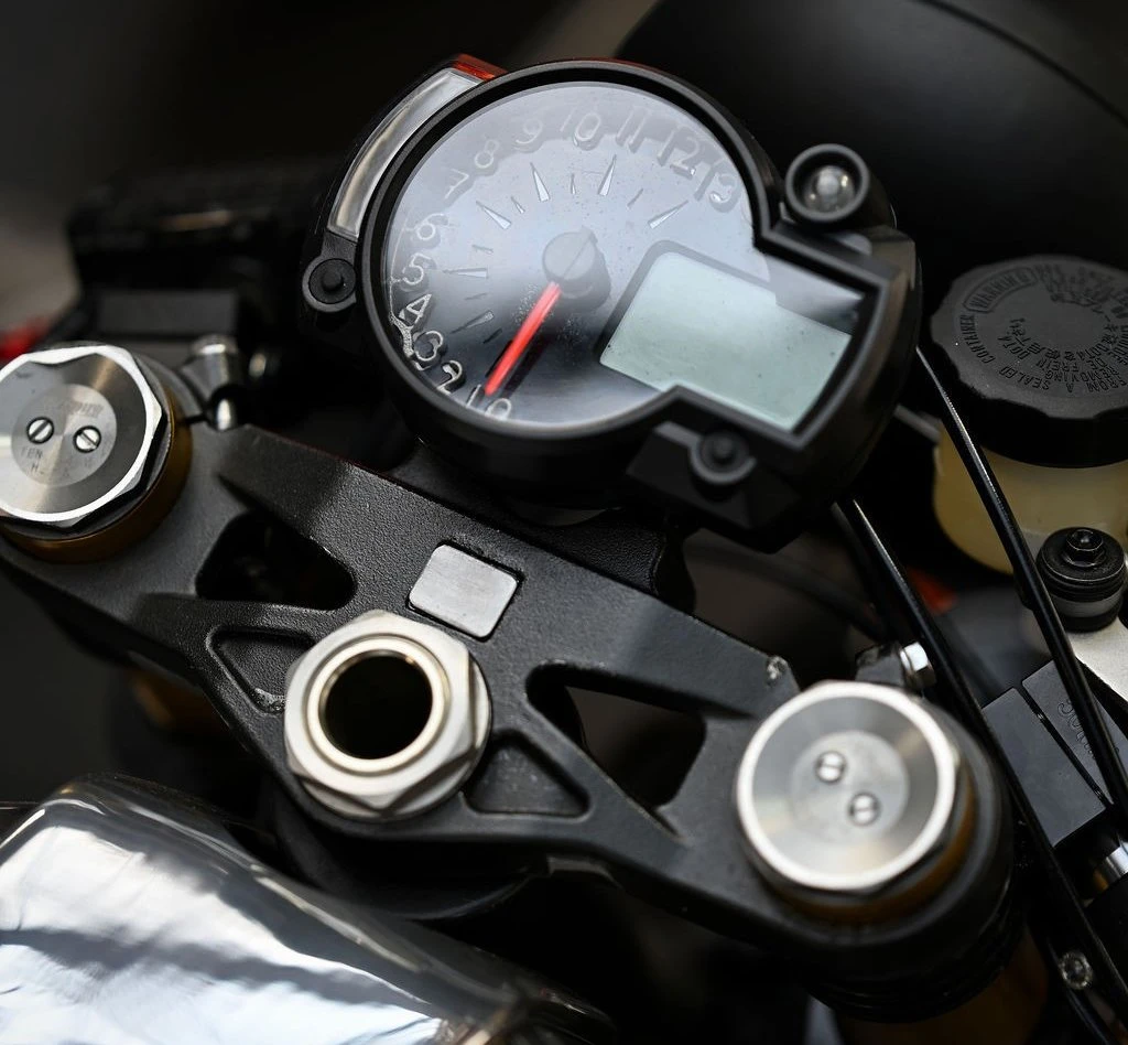 Veloce Motorcycle Aperion 2027 - 12