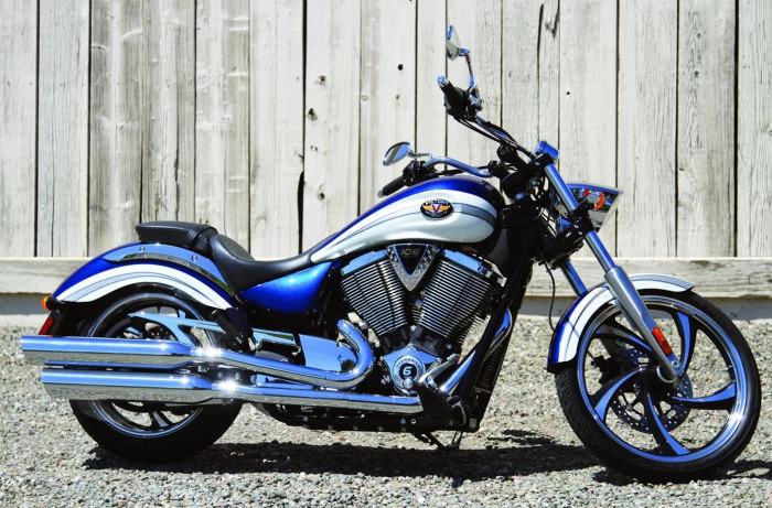 Victory (USA) VEGAS 1700 2012 - Motorcycle specifications, price