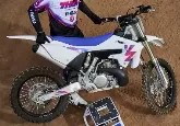 Moto Yamaha YZ 250 50eme anniversaire 2024