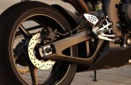 YAMAHA YZF 1000 R1