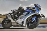 Moto Yamaha YZF-R1 1000 2015