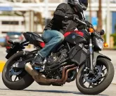 Moto Yamaha MT-07 700 2014