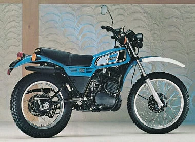 Photo of Yamaha DT 400 MX 1977
