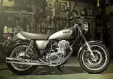 Moto Yamaha SR 400 2014