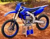 Moto Yamaha YZ 450 F 2022