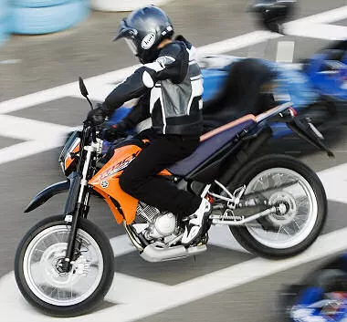 Photo of Yamaha XT 125 X 2007