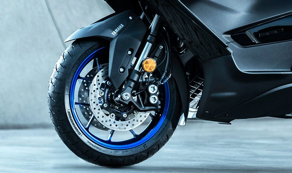 Yamaha TMAX 560 2025 - 18
