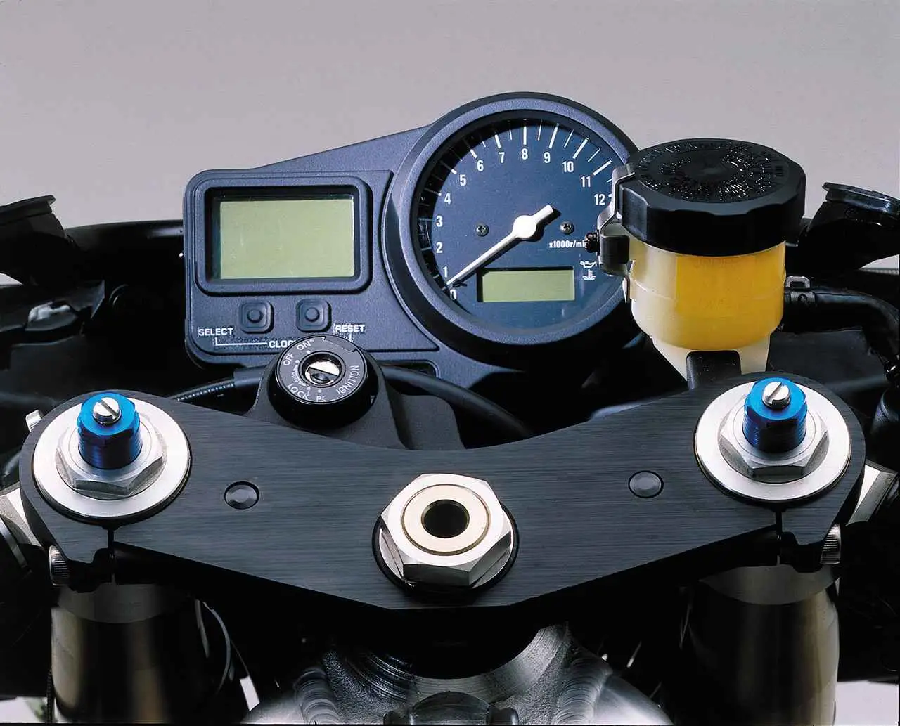 Yamaha YZF-R1 1000 1998 - 6