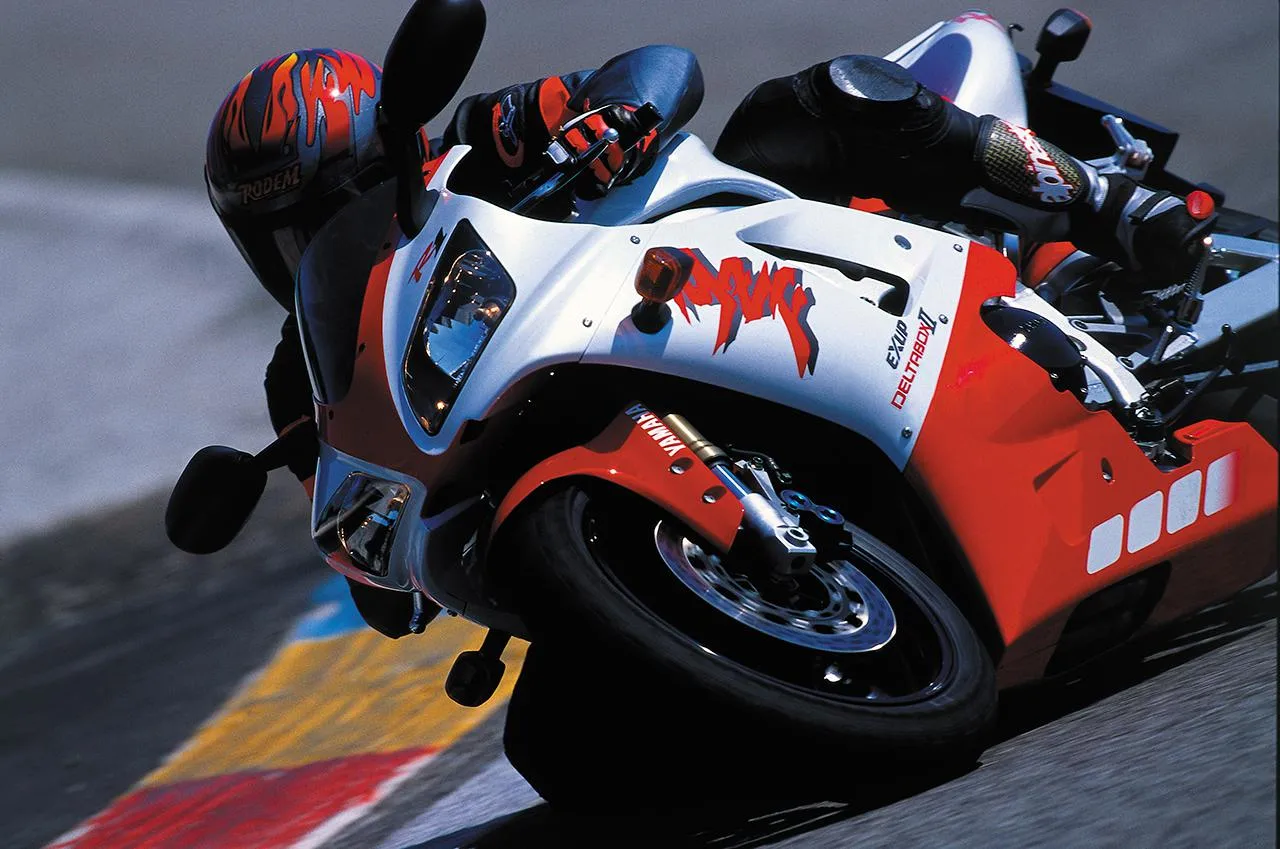 Yamaha YZF-R1 1000 1998 - 4