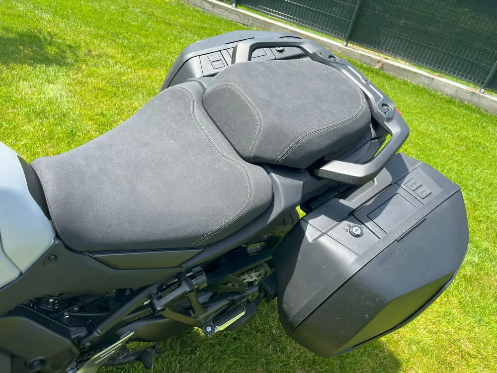 Selles de la Yamaha 900 Tracer 9 GT
