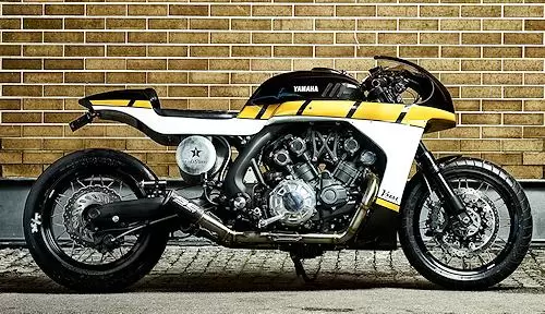 Profile photo of V-MAX 1700 Yard Built -CS-07 GASOLINE- 2016 in color not defined.