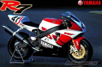 Photo de profil de la YZF 750 R7 OW-02 2001 en couleur non défini
