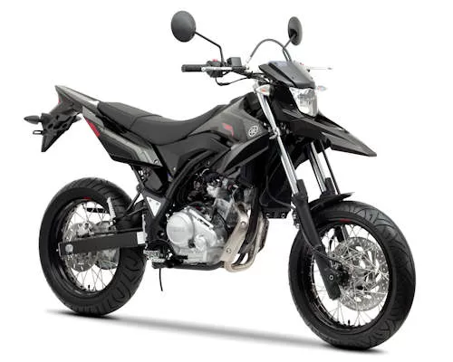 Profile photo of WR 125 X 2011 in color not defined.