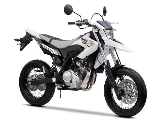 Profile photo of WR 125 X 2012 in color not defined.