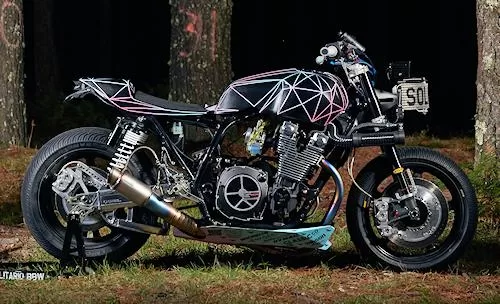 Profile photo of XJR 1300 Yard Built -Big Bad Wolf- 2015 in color not defined.