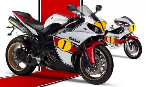 Photo de profil de la YZF-R1 1000 2012 en couleur rouge / blanc