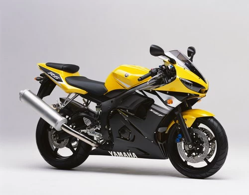 Profile photo of YZF-R6 600 2003 in color not defined.