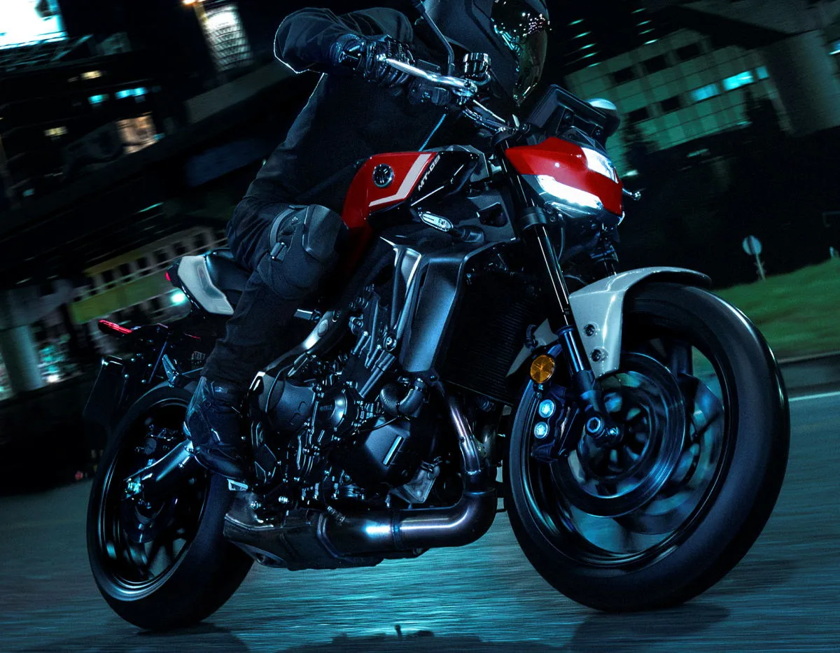 Yamaha MT-09 900 2027 - 1