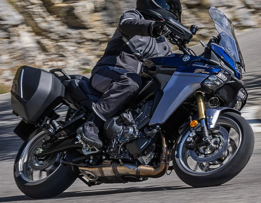 Yamaha Tracer 9 GT+ 2026 - Motorcycle specifications, reviews, photos