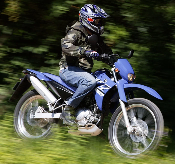Yamaha XT 125 R 2005 - Motorcycle specifications, reviews, photos